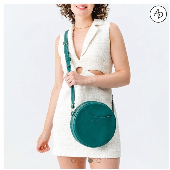 Portland Leather Goods Large Circle Crossbody Bag in Peacock Blue Green - Picture 3 of 12
